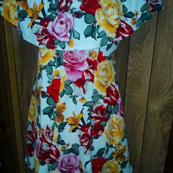 Floral Medium Dress Airy Girly,Fancy Flower Dress Summer/ Spring Womans Dress - Picture 3 of 3